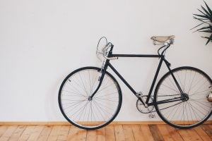 Cream coloured commuter bike