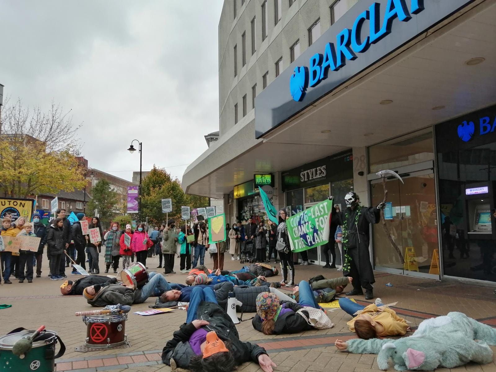 Luton COP26 Protest die in outside Barclay's Bank